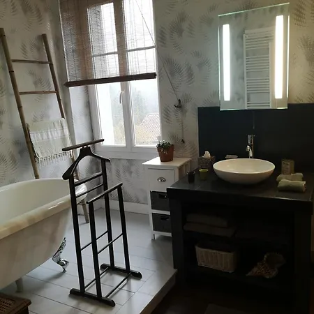 Les Ombelles Bed & Breakfast