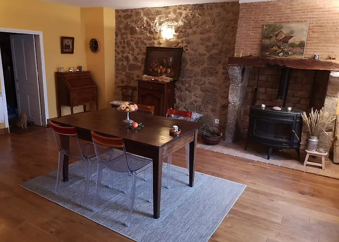 Les Ombelles Bed & Breakfast *