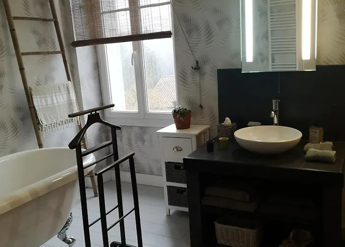 Les Ombelles Bed & Breakfast